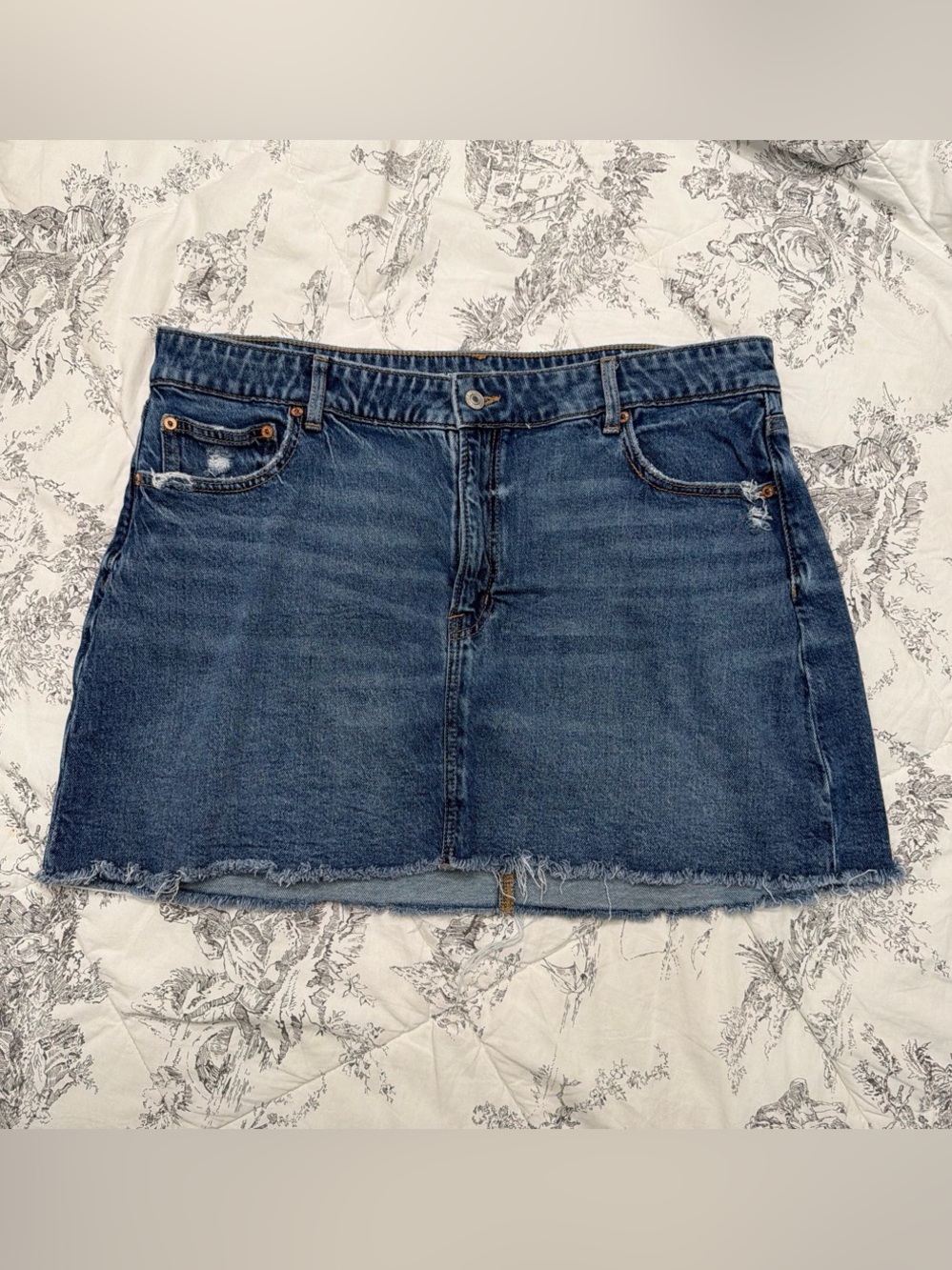 American Eagle Outfitters Blue Distressed Denim Mini Skirt